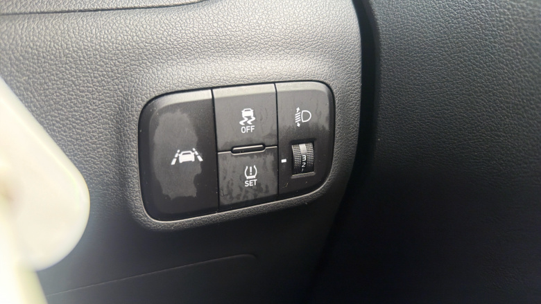 Hyundai i10 1.0 MPi SE Connect 5dr Petrol Hatchback